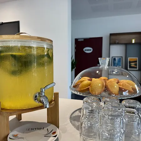 Отель Ibis Styles Centre *